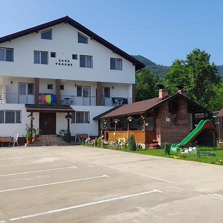 Casa Trache Hotel คาลิมาเนช ภายนอก รูปภาพ