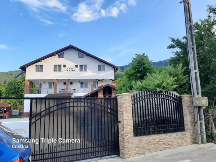 Casa Trache Hotel คาลิมาเนช ภายนอก รูปภาพ