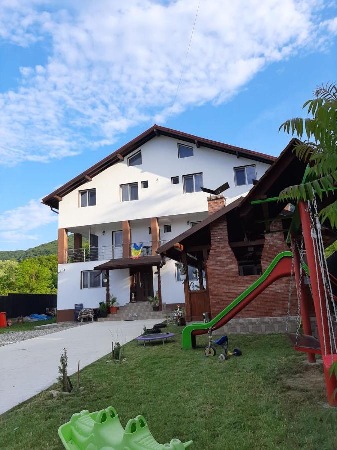 Casa Trache Hotel คาลิมาเนช ภายนอก รูปภาพ